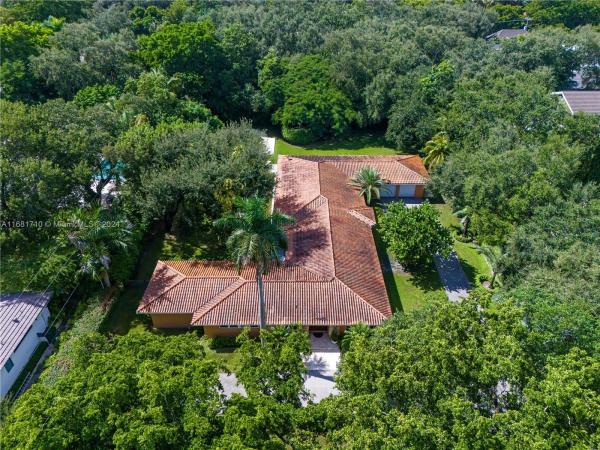 Biscayne Bay, 7020 Almansa St, Coral Gables, Florida 33143, image 1