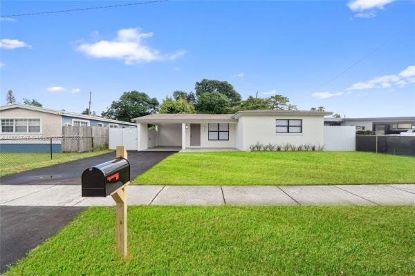 Boulevard Gardens, 470 NW 29th Ter, Fort Lauderdale, Florida 33311, image 2