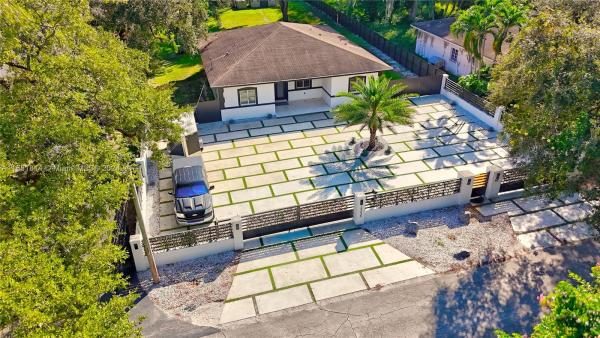 Oak Ranch Estates, 15235 NE 9th Ave, North Miami Beach, Florida 33162, image 1