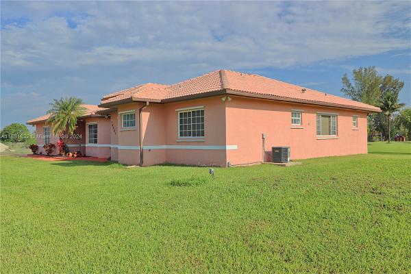 Country Club Ranches, 14501 SW 48th Ct, Miramar, Florida 33027, image 3