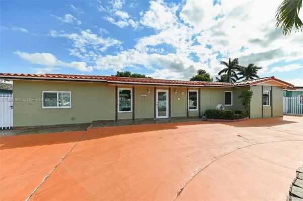 Miami Gardens Manor, 19231 NW 50th Ave, Miami Gardens, Florida 33055, image 1