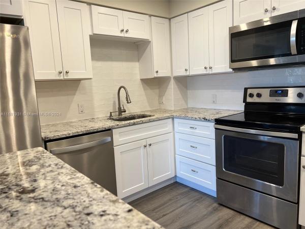 Runaway Bay, 1625 SE 10th Ave #1006, Fort Lauderdale, Florida 33316, image 1