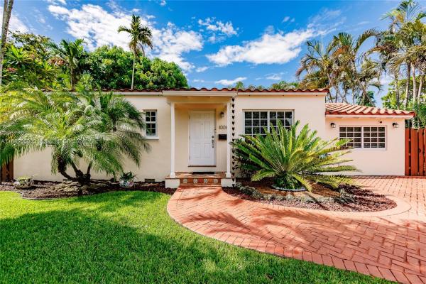 Biscayne Lawn, 1008 NE 116th St, Biscayne Park, Florida 33161, image 1
