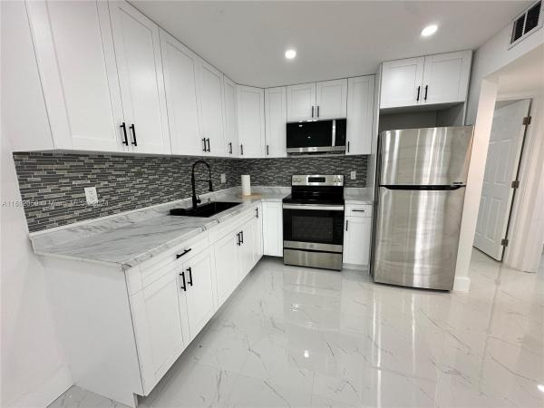 Barlovento, 10735 SW 3rd St #3, Sweetwater, Florida 33174, image 1