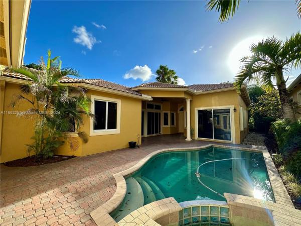 Mizner Village, 5810 NW 123rd Ave, Coral Springs, Florida 33076, image 1