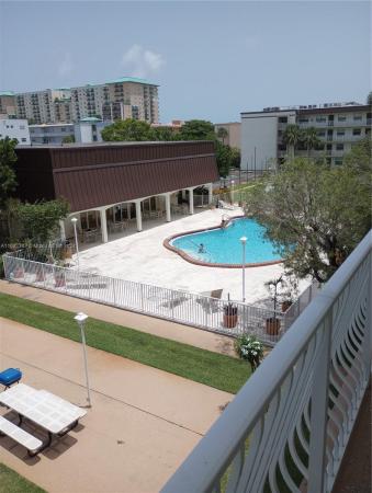 Palm Village Club, 500 NE 2nd St #309, Dania Beach, Florida 33004, image 1