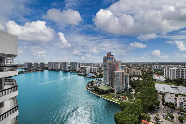 Mystic Pointe Tower 500, 3530 Mystic Pointe Dr #PH-02, Aventura, Florida 33180, image 3