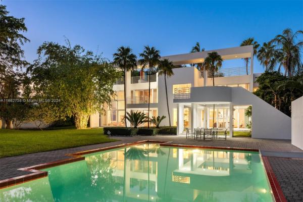 Mango Bay, 6070 SW 128th St, Pinecrest, Florida 33156, image 1