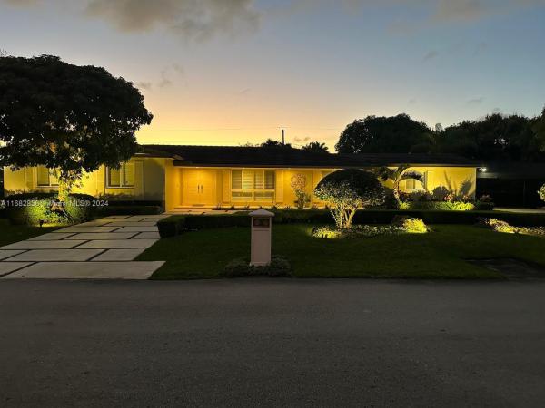 Windemere Woode, 7300 SW 84th Pl, Glenvar Heights, Florida 33143, image 1