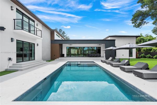 Greyknoll Estates, 1881 NE 196th Ter, Ojus, Florida 33179, image 1