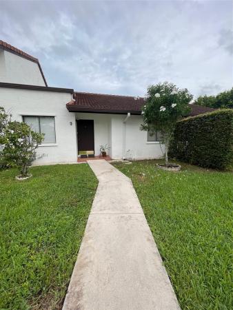 Villa Venezia, 1361 SW 124th Ct #G-6, Tamiami, Florida 33184, image 3