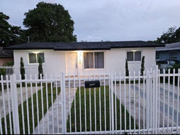 Dixie Heights Gardens, 10350 SW 175th St, West Perrine, Florida 33157, image 1