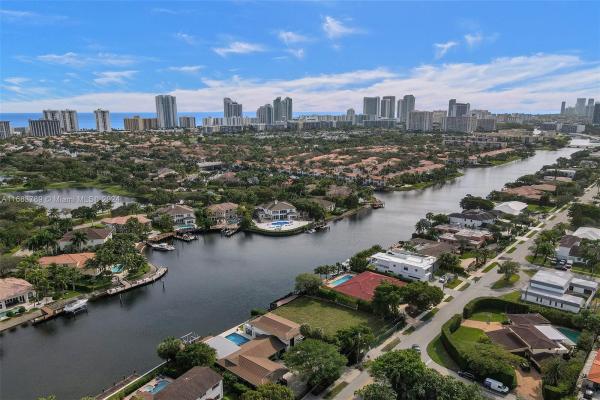Hollywood Golf Estates, 1101 Diplomat Pkwy, Hollywood, Florida 33019, image 1