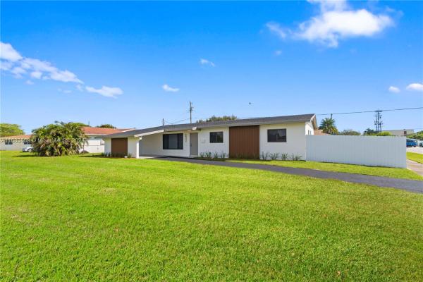 Carol City, 18531 NW 29th Ave, Miami Gardens, Florida 33056, image 3