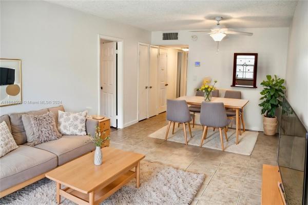 Parkside Towers, 220 SW 9th Ave #118, Hallandale Beach, Florida 33009, image 1