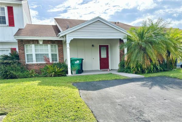 Hickory Lane Country Villas At Country Walk, 14615 SW 144th Ct, Country Walk, Florida 33186, image 1