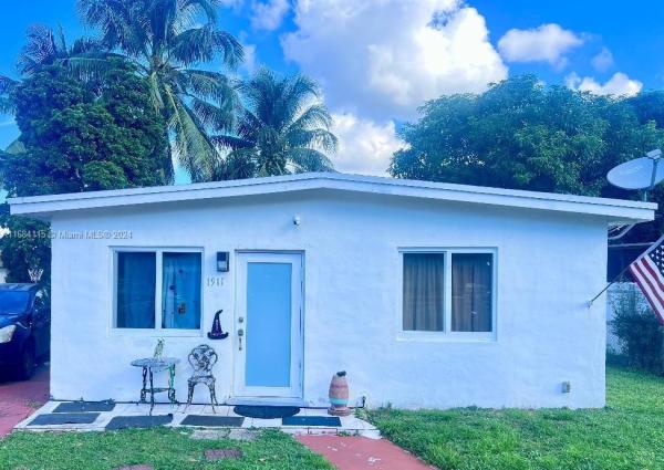 Magnolia, 1911 NW 153rd St, Miami Gardens, Florida 33054, image 1
