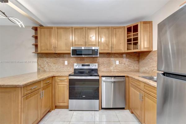 Isle Of Boca Dunes, 9300 SW 8th St #301, Boca Raton, Florida 33428, image 1