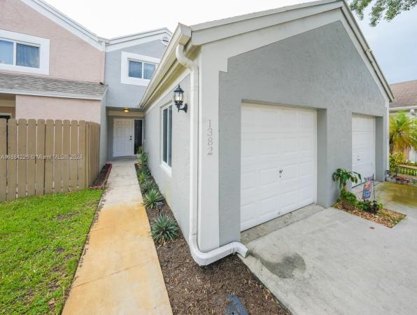 Flamingo Villas At Pembroke Lakes, 1382 NW 123rd Ter, Pembroke Pines, Florida 33026, image 1
