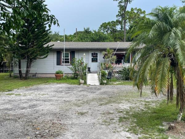 Loxahatchee Groves, 14526 Paradise Trl, Loxahatchee, Florida 33470, image 1