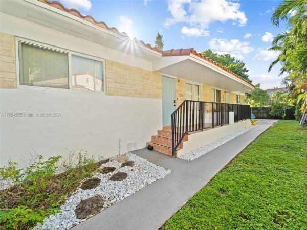 North Gate, 528-530 NE 64th St, Miami, Florida 33138, image 1