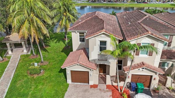 933 SW 154th Ct, Unincorporated Dade County, Florida 33194, image 1