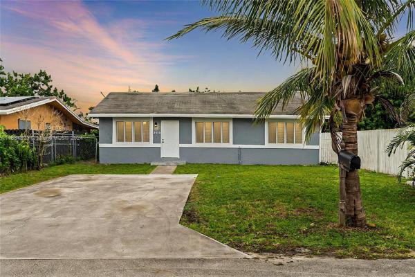 Breezyway Manor, 3413 SW 12th Ct, Fort Lauderdale, Florida 33312, image 1