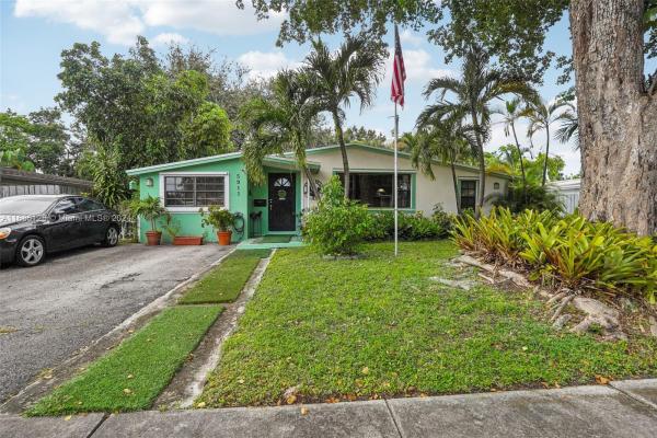 Patterson Park, 5911 NE 1st Ave, Oakland Park, Florida 33334, image 1