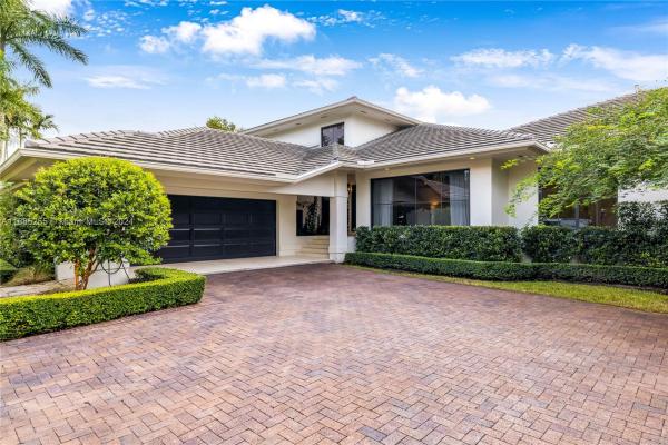 Cocoplum, 7185 E Lago Dr, Coral Gables, Florida 33143, image 1