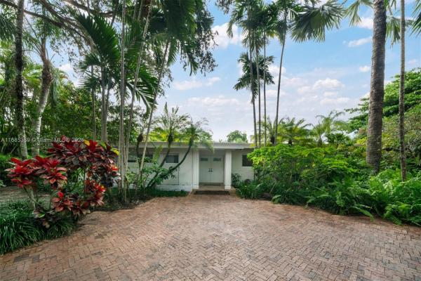 Helms Country Estates, 6340 SW 104th St, Pinecrest, Florida 33156, image 1
