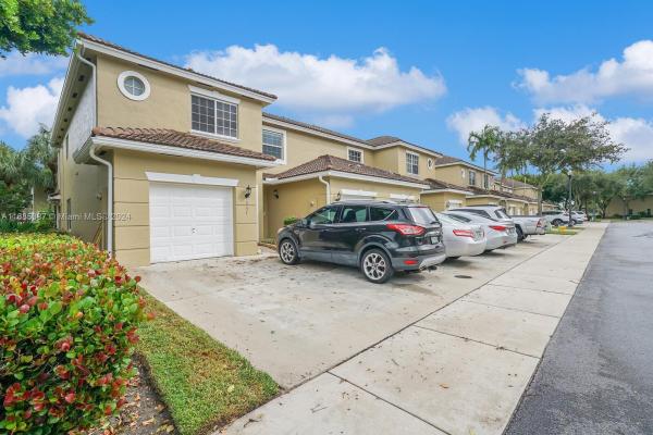 Pelican Pointe, 359 SW 122nd Ave #359, Pembroke Pines, Florida 33025, image 1
