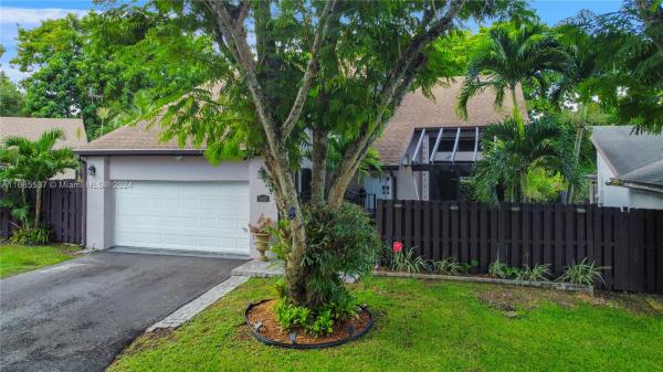 The Crossings, 13420 SW 108th St Cir N, The Crossings, Florida 33186, image 1