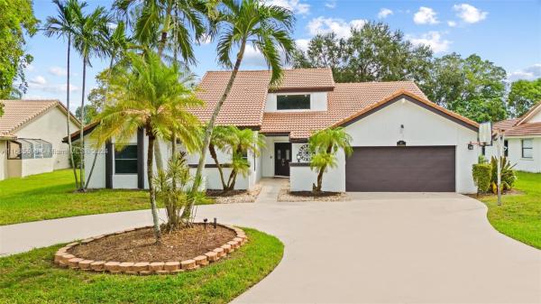 Glen Isle, 471 NW 113th Ave, Coral Springs, Florida 33071, image 1