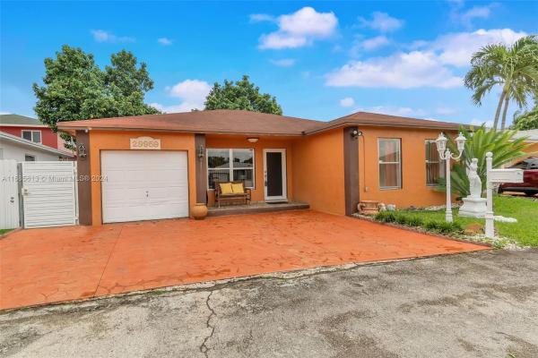 Greenwood Villas, 29959 SW 158th Pl, Leisure City, Florida 33033, image 3