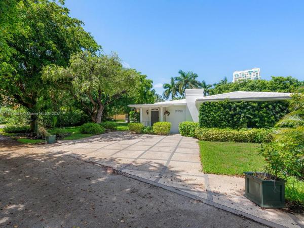 Harbor Beach, 1236 E Lake Dr, Fort Lauderdale, Florida 33316, image 1