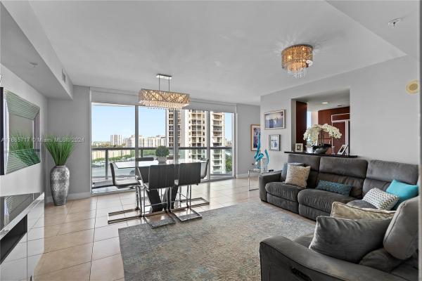 The Parc At Turnberry Isle, 19400 Turnberry Way #1132, Aventura, Florida 33180, image 1