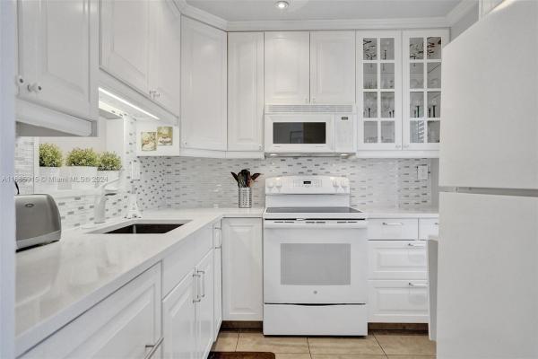 Ficus Gardens, 3530 NW 52nd Ave #409, Lauderdale Lakes, Florida 33319, image 1