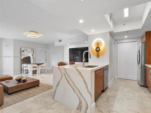 The Cosmopolitan Residences On South Beach, 110 Washington Ave #2516, Miami Beach, Florida 33139, image 1