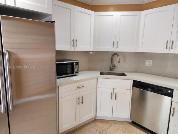 The Falls Of Inverrary, 6300 S Falls Cir Dr #212, Lauderhill, Florida 33319, image 1