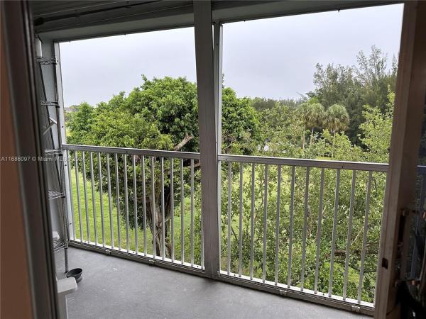 Cambridge At Century Village, 1110 SW 125th Ave #403M, Pembroke Pines, Florida 33027, image 1