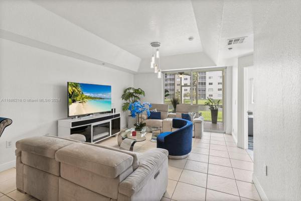 Captiva At Doral Isles, 10700 NW 66th St #114, Doral, Florida 33178, image 1
