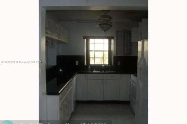 North Andrews Terrace, 5357 N Andrews Ave, Oakland Park, Florida 33309, image 1
