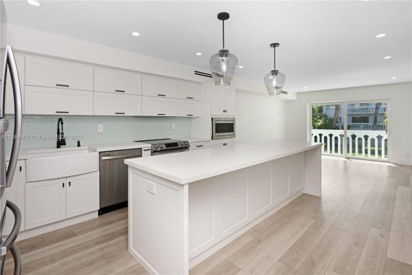 Waters Edge Of Coral Gables, 100 Edgewater Dr #212, Coral Gables, Florida 33133, image 1