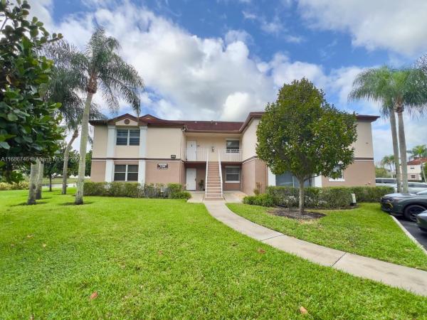 The Club Quarters At Raintree, 11200 SW 13th St #102, Pembroke Pines, Florida 33025, image 1