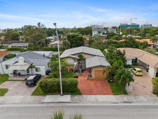 Altos Del Mar, Surfside, Florida 33154, image 1