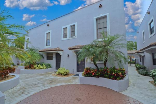 The Provinces Of Pierpointe At Pembroke Lakes, 11683 NW 11th St #11683, Pembroke Pines, Florida 33026, image 1