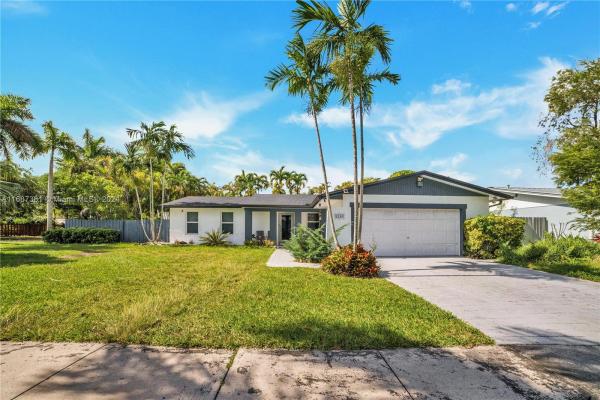 Winston Park, 7310 SW 131st Ave, Kendale Lakes, Florida 33183, image 1