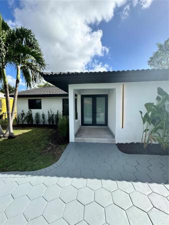 3335 SW 65th Ave, Miami, Florida 33155, image 1