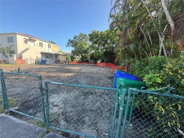 Englewood, Miami, Florida 33145, image 1