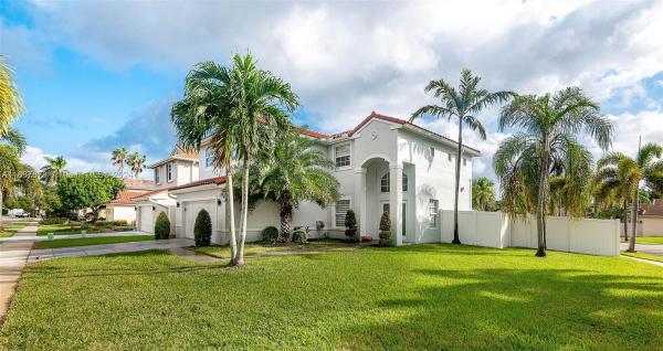 Kensington, 1001 NW 188th Ave, Pembroke Pines, Florida 33029, image 1